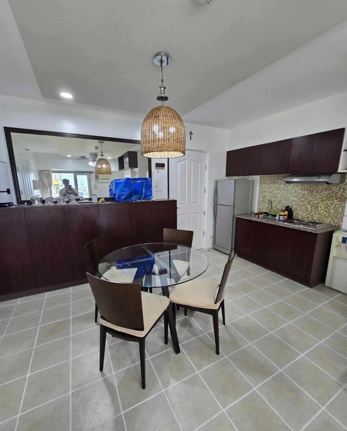 1 bedroom condo Avida West Tower 1 Malugay St. Makati — photo 1 of 3